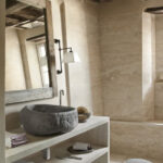 Elegance at the highest level. Bathtubs and sinks made of stone.